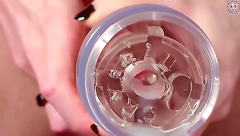 Hot amateur solo video with a sexy girl having a river